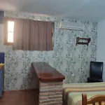 Pensionat Y El Taxi Casabermeja